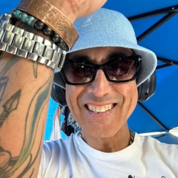 Share and live show flyer, Lit The Gucci Cowboy 🤠 Is back in town ❤️🔥❤️🔥❤️ - Picture 12 of 17